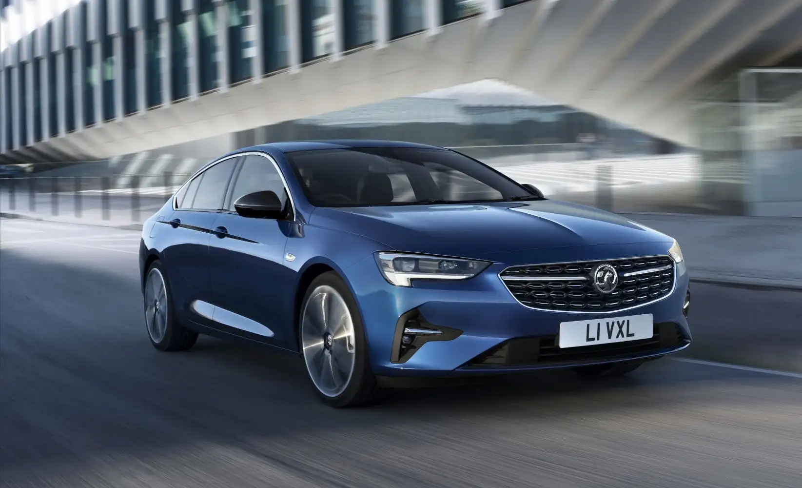 Review: 2020 Vauxhall Insignia II Grand Sport (facelift 2020) 1.5 Turbo D (122 Hp) Automatic